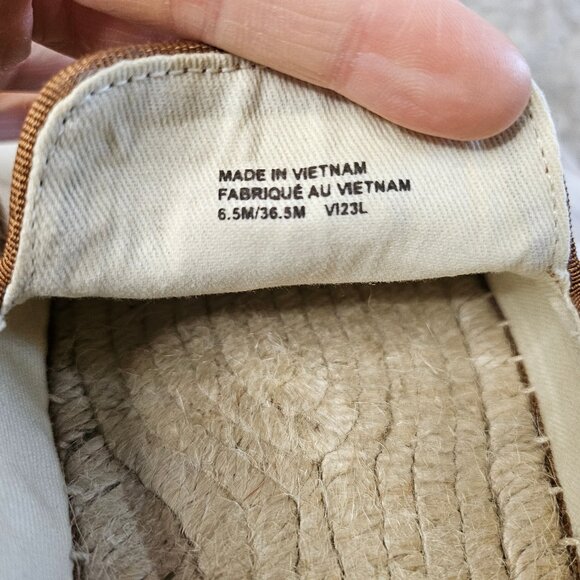 Michael Kors Lenny Logo Jacquard Slip-On Espadrille Size:  US 6.5M - Picture 5 of 7